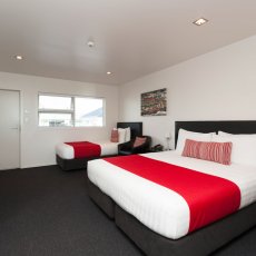 Twin Room at The Dawson Motel New Plymouth. Call to book 06 758 1177.